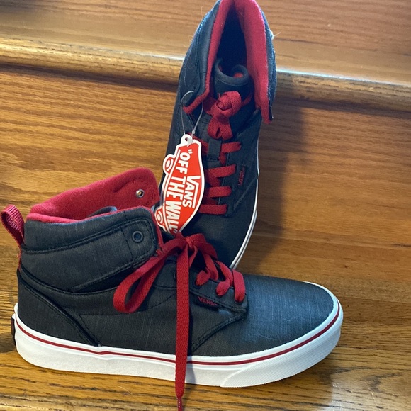 Vans high top skate shoes - Picture 3 of 5